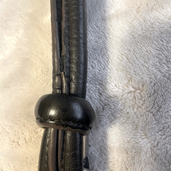 B Makowsky Large Soft Black Leather Shoulder Purse Bucket Bag - Picture 5 of 15